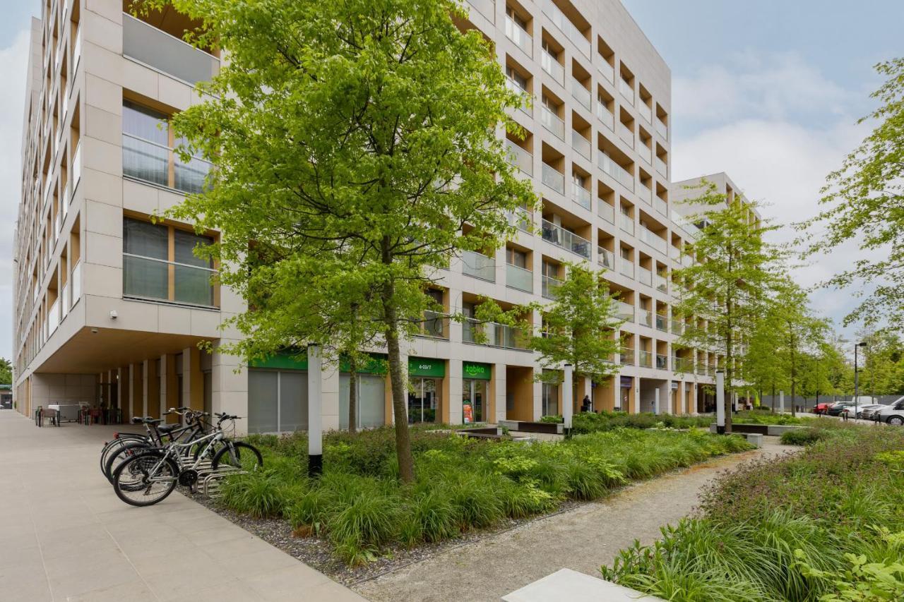 Stylish Apartment Kolejowa & Parking & Balcony By Noclegi Renters Varšava Exteriér fotografie